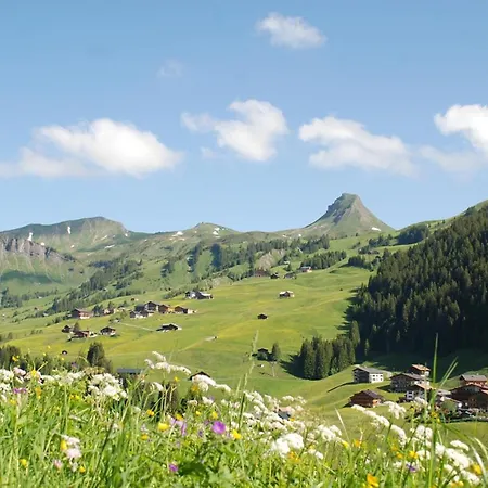 Landhaus - 03 *